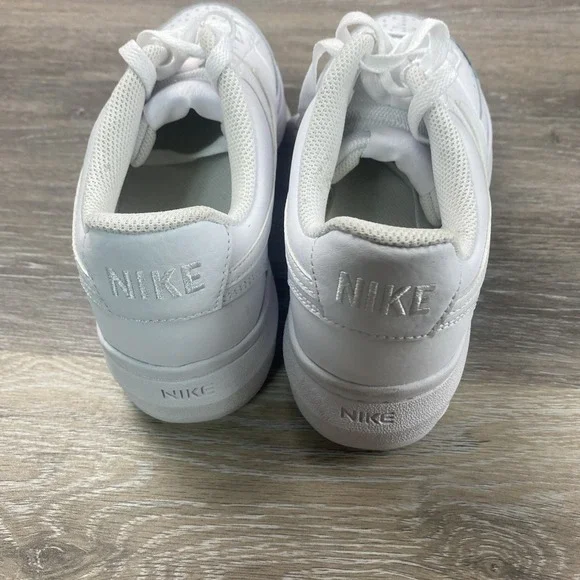 Nike W Nike Court Vision Alta LTR Womens Size 9.5 DM0113-100 READ - Picture 9 of 10